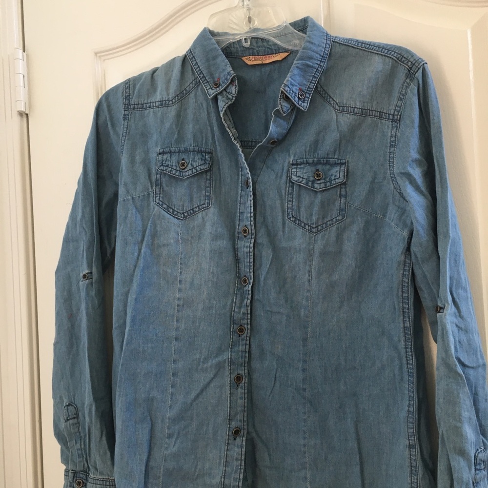 FINAL MARKDOWN Junior highway jeans denim shirt small